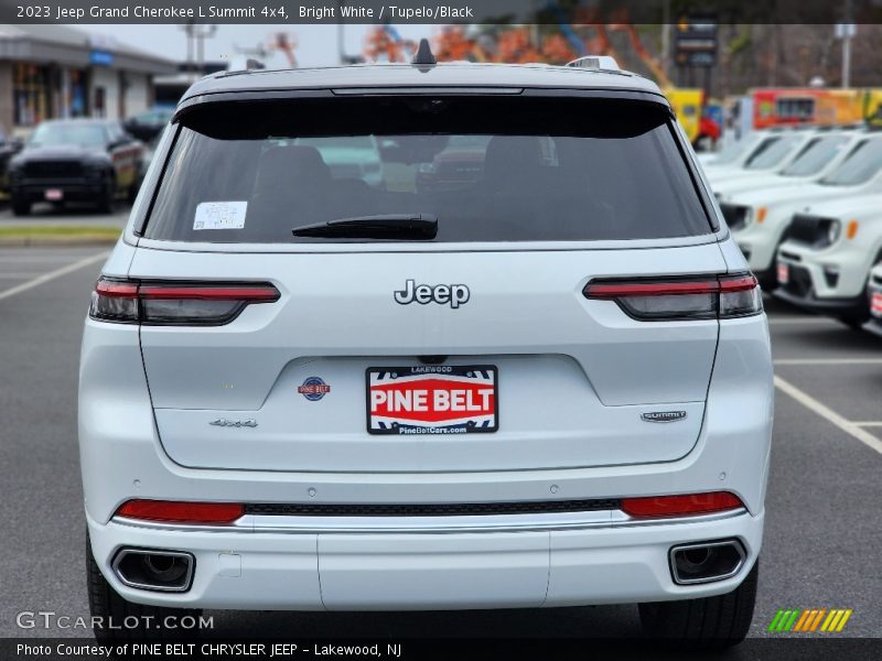 Bright White / Tupelo/Black 2023 Jeep Grand Cherokee L Summit 4x4