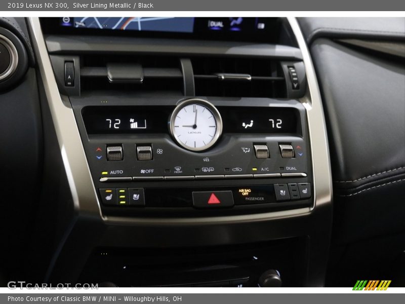 Silver Lining Metallic / Black 2019 Lexus NX 300