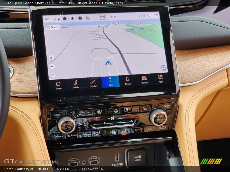 Navigation of 2023 Grand Cherokee L Summit 4x4