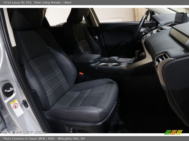 Silver Lining Metallic / Black 2019 Lexus NX 300