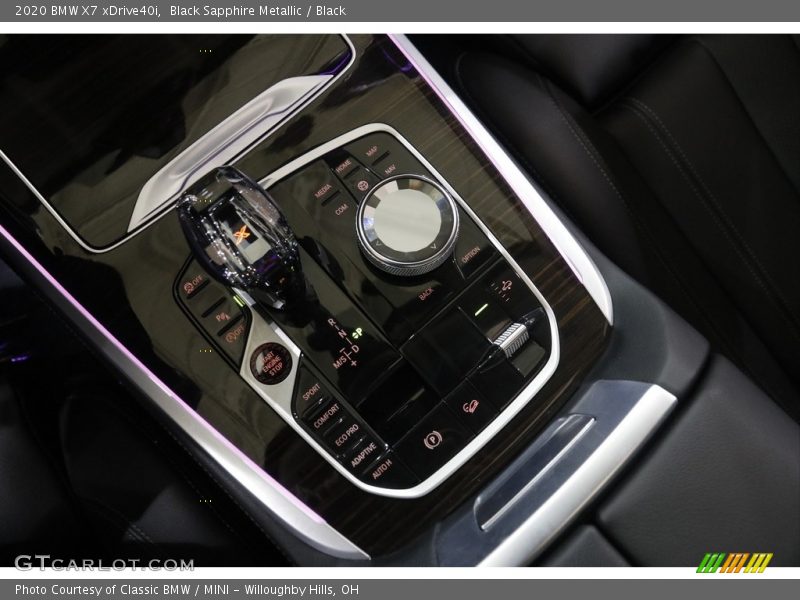 Black Sapphire Metallic / Black 2020 BMW X7 xDrive40i