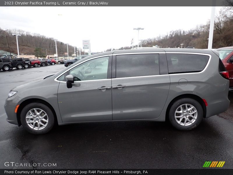Ceramic Gray / Black/Alloy 2023 Chrysler Pacifica Touring L