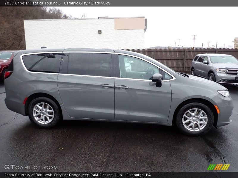 Ceramic Gray / Black/Alloy 2023 Chrysler Pacifica Touring L