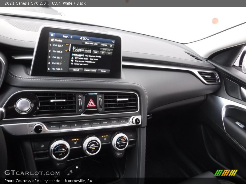 Dashboard of 2021 G70 2.0T