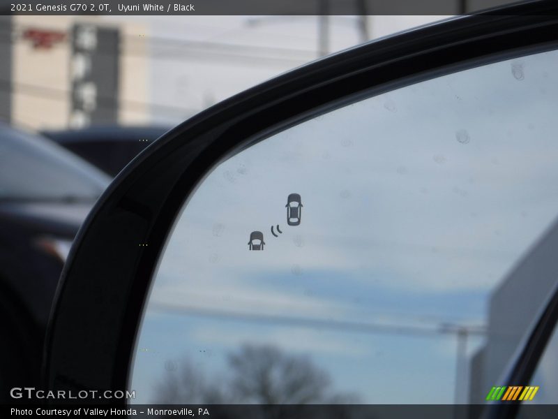 Uyuni White / Black 2021 Genesis G70 2.0T