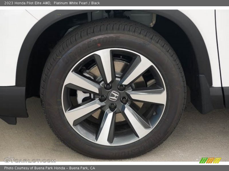  2023 Pilot Elite AWD Wheel