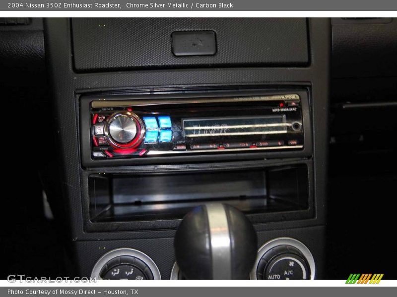 Chrome Silver Metallic / Carbon Black 2004 Nissan 350Z Enthusiast Roadster