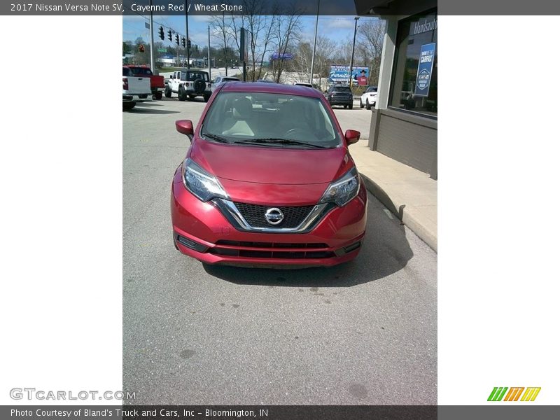 Cayenne Red / Wheat Stone 2017 Nissan Versa Note SV