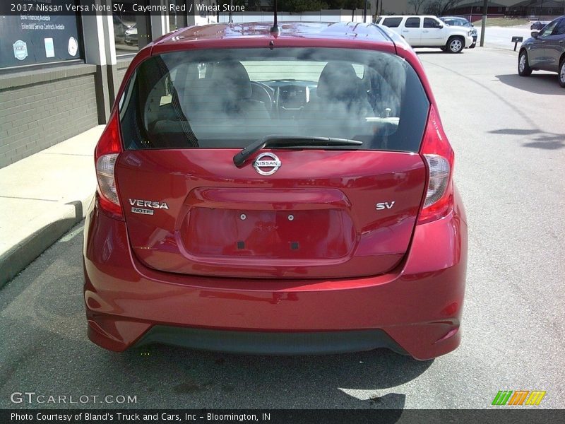 Cayenne Red / Wheat Stone 2017 Nissan Versa Note SV
