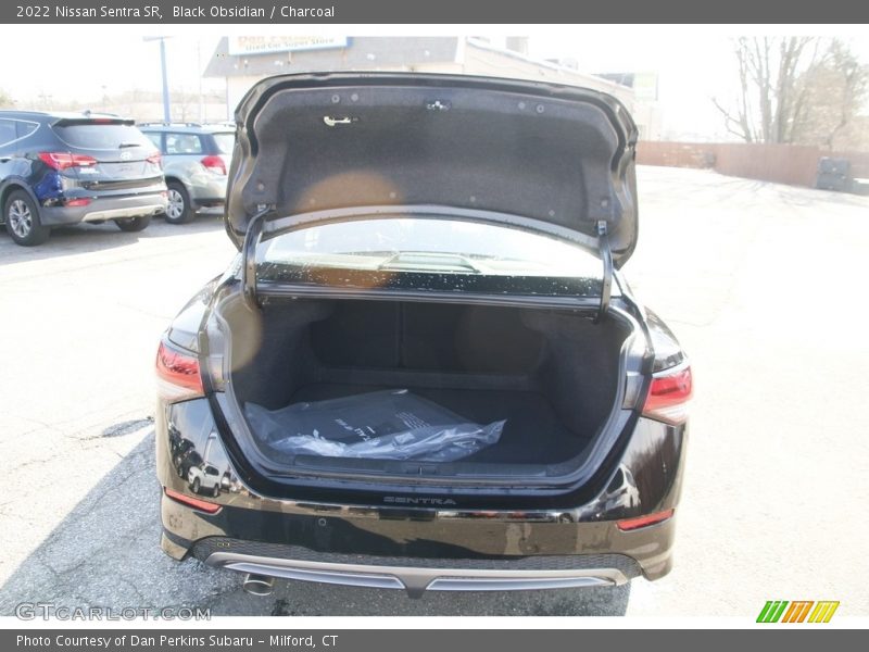Black Obsidian / Charcoal 2022 Nissan Sentra SR