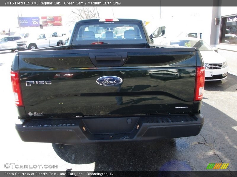 Green Gem / Medium Earth Gray 2016 Ford F150 XL Regular Cab