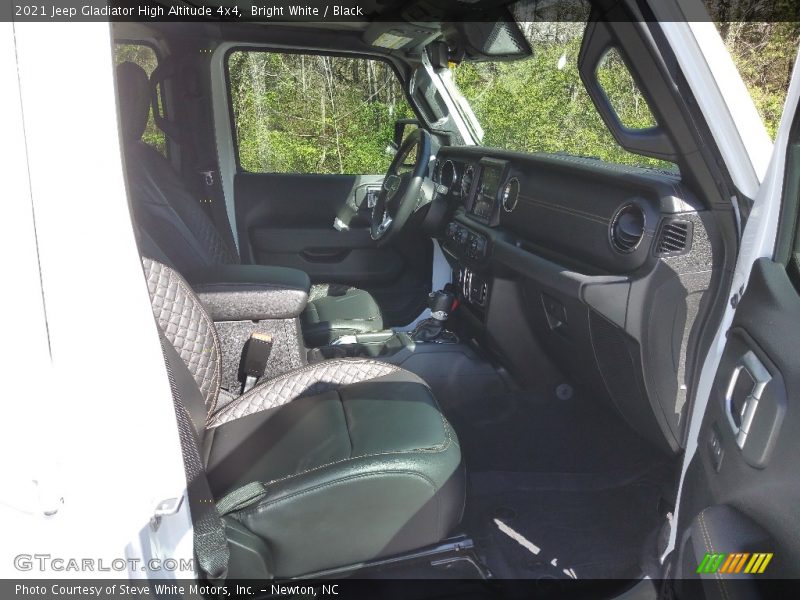 Bright White / Black 2021 Jeep Gladiator High Altitude 4x4