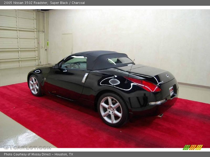 Super Black / Charcoal 2005 Nissan 350Z Roadster
