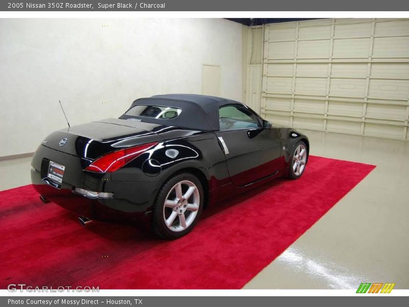 Super Black / Charcoal 2005 Nissan 350Z Roadster