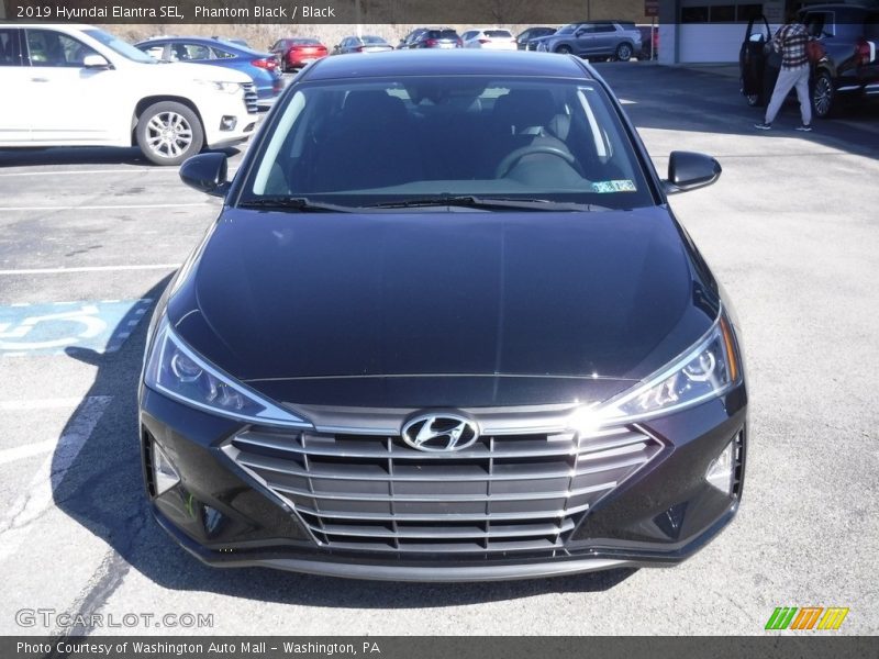 Phantom Black / Black 2019 Hyundai Elantra SEL