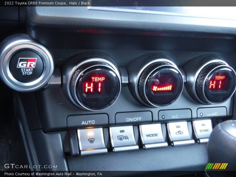 Controls of 2022 GR86 Premium Coupe