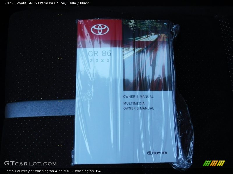 Books/Manuals of 2022 GR86 Premium Coupe