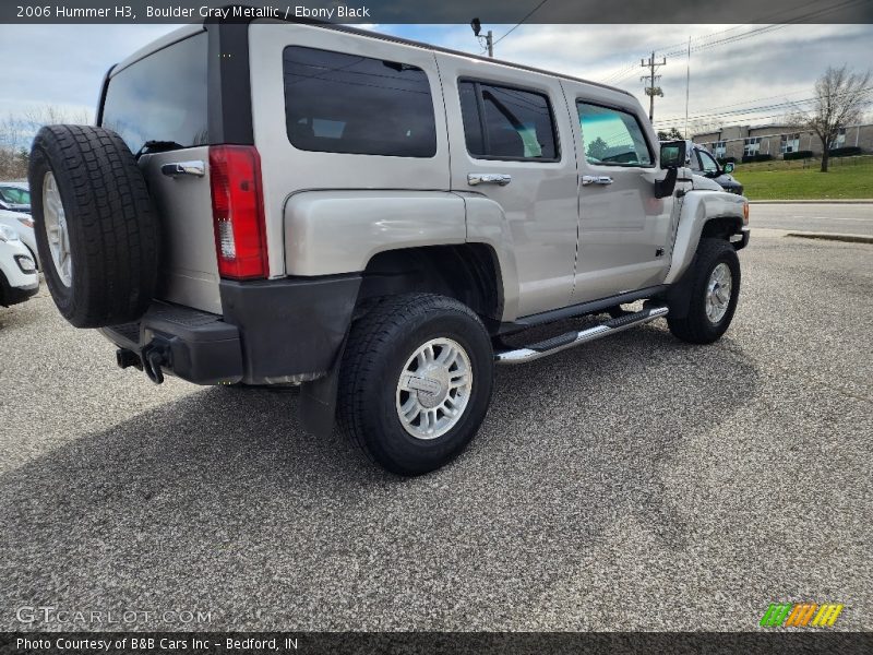 Boulder Gray Metallic / Ebony Black 2006 Hummer H3