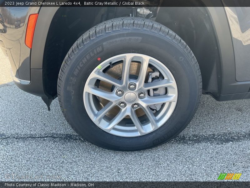 Baltic Gray Metallic / Global Black 2023 Jeep Grand Cherokee L Laredo 4x4