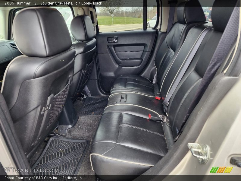 Boulder Gray Metallic / Ebony Black 2006 Hummer H3