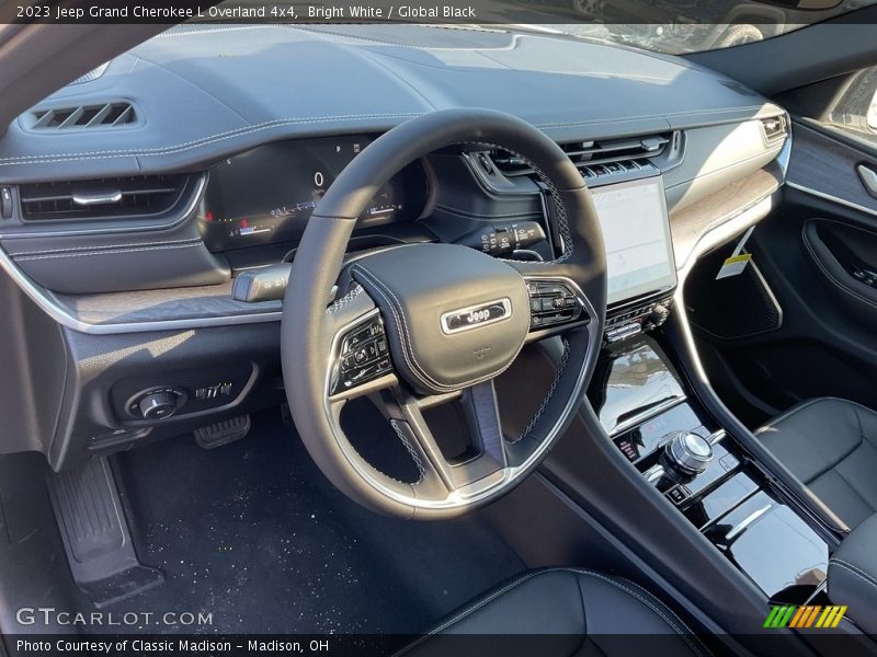 Bright White / Global Black 2023 Jeep Grand Cherokee L Overland 4x4