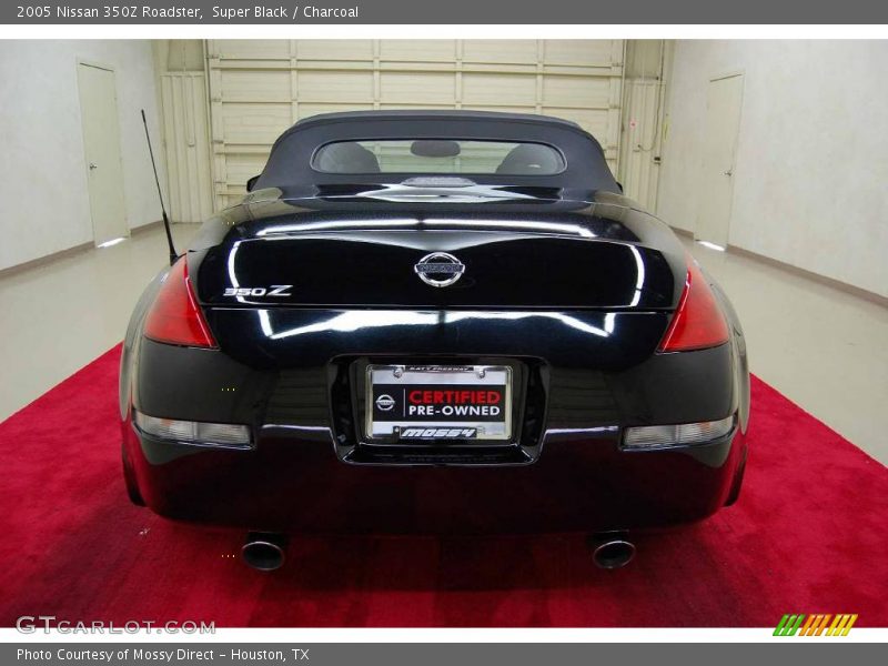 Super Black / Charcoal 2005 Nissan 350Z Roadster