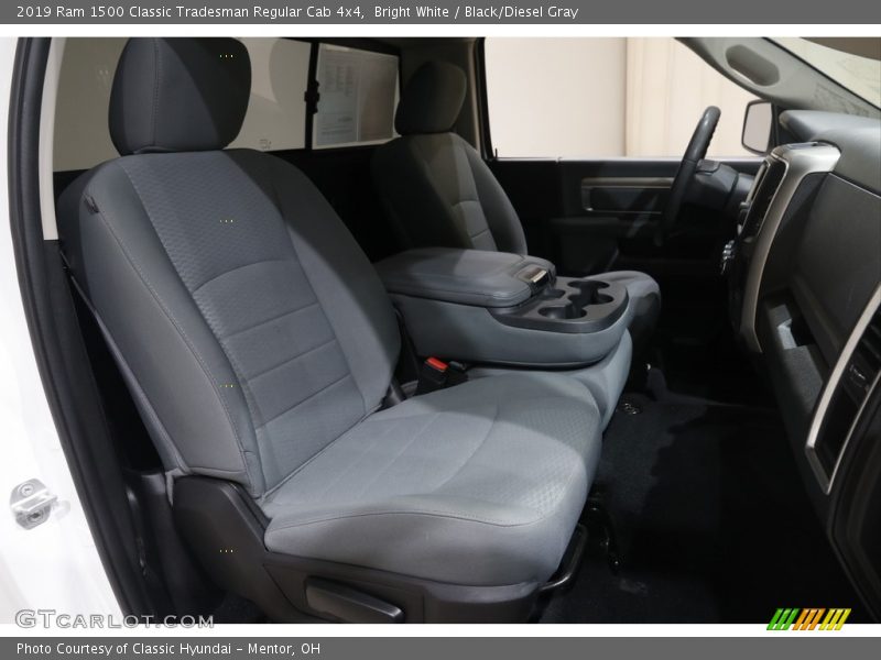 Bright White / Black/Diesel Gray 2019 Ram 1500 Classic Tradesman Regular Cab 4x4