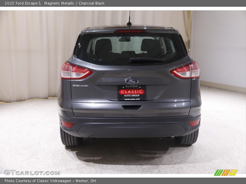 Magnetic Metallic / Charcoal Black 2015 Ford Escape S