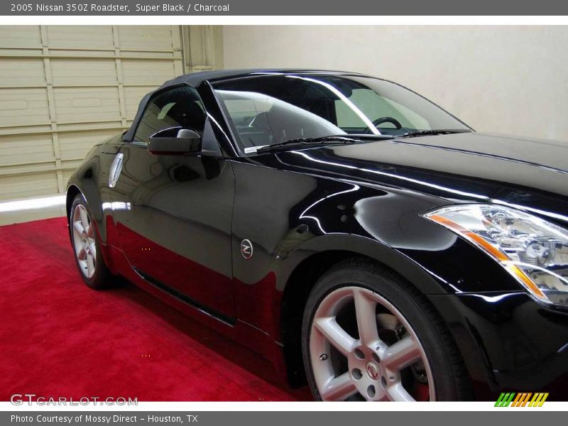 Super Black / Charcoal 2005 Nissan 350Z Roadster