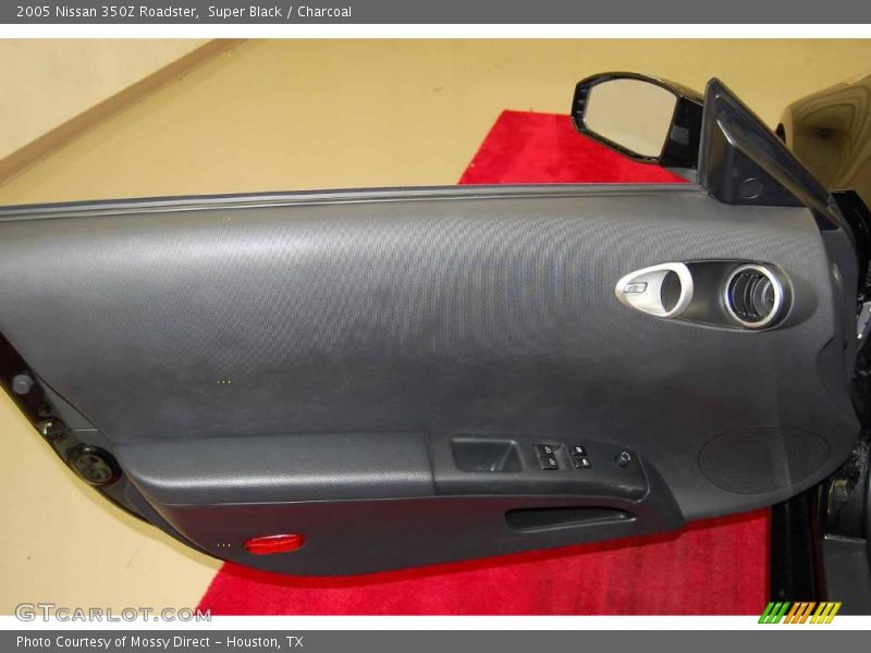 Super Black / Charcoal 2005 Nissan 350Z Roadster