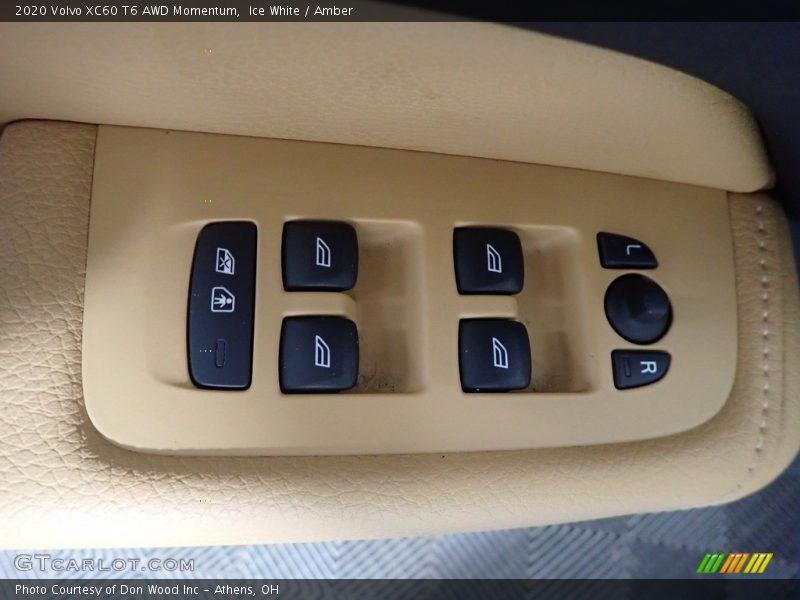 Ice White / Amber 2020 Volvo XC60 T6 AWD Momentum