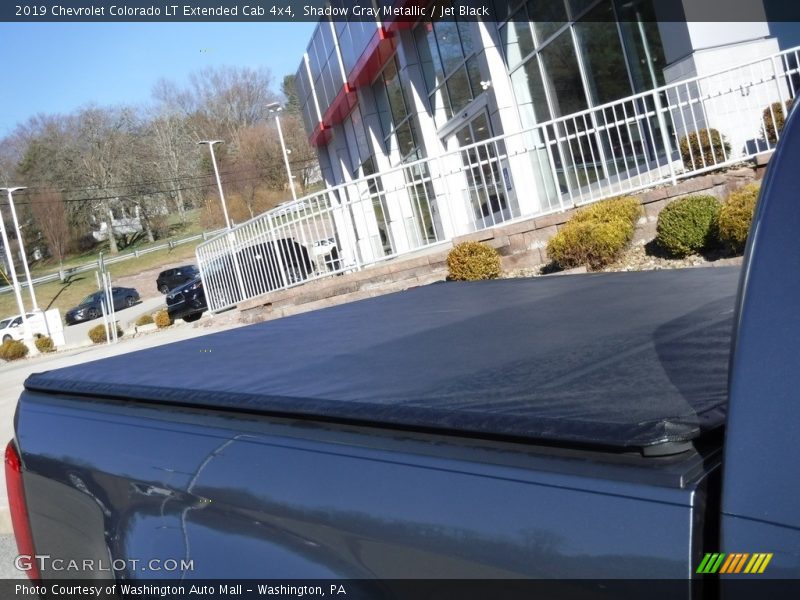 Shadow Gray Metallic / Jet Black 2019 Chevrolet Colorado LT Extended Cab 4x4