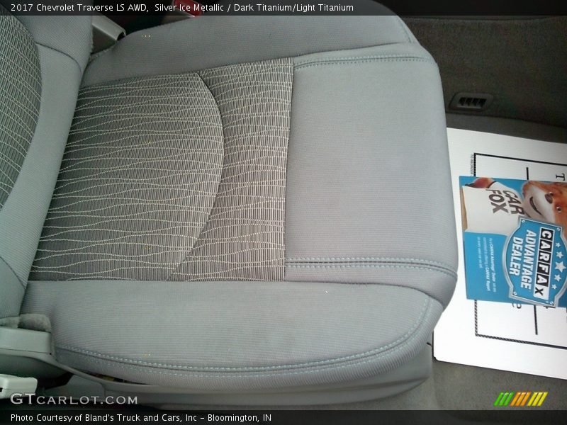 Silver Ice Metallic / Dark Titanium/Light Titanium 2017 Chevrolet Traverse LS AWD