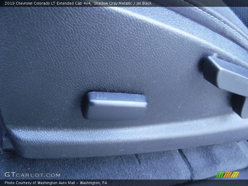 Shadow Gray Metallic / Jet Black 2019 Chevrolet Colorado LT Extended Cab 4x4