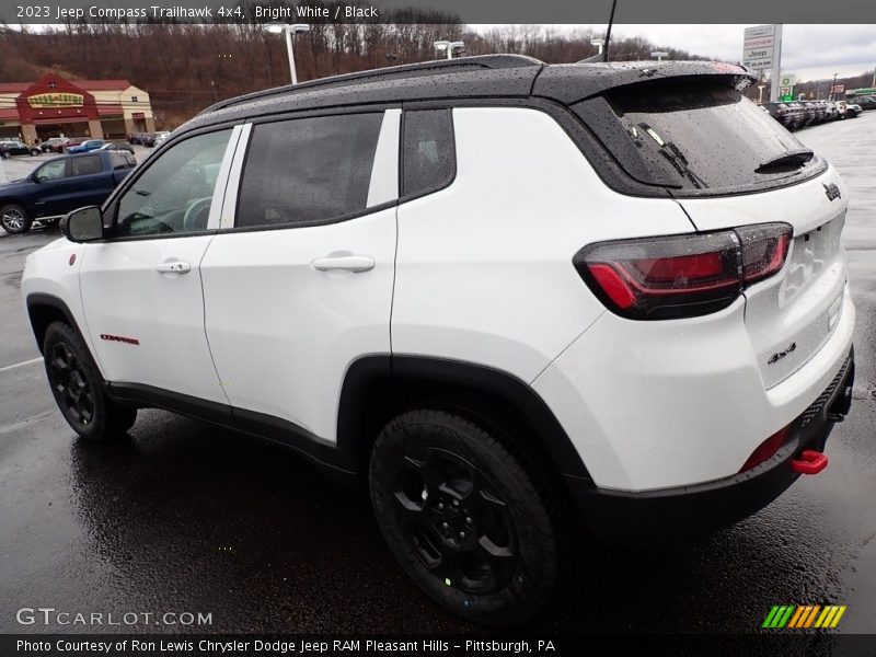 Bright White / Black 2023 Jeep Compass Trailhawk 4x4