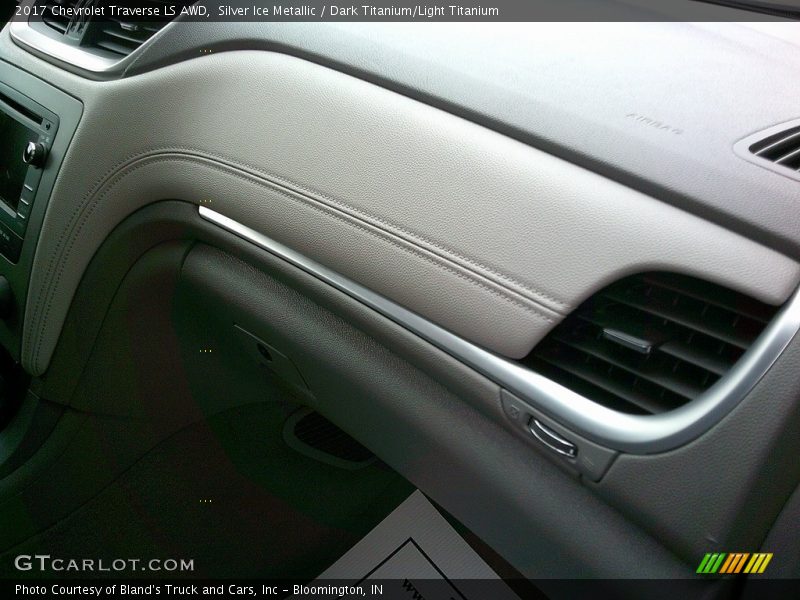 Silver Ice Metallic / Dark Titanium/Light Titanium 2017 Chevrolet Traverse LS AWD