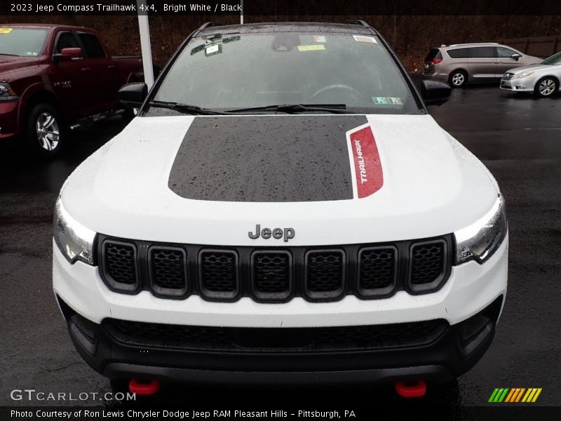Bright White / Black 2023 Jeep Compass Trailhawk 4x4