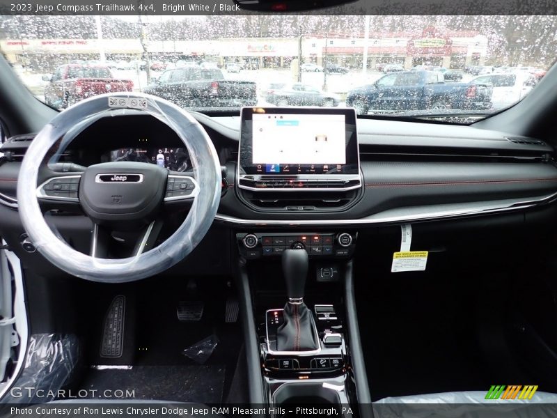 Bright White / Black 2023 Jeep Compass Trailhawk 4x4