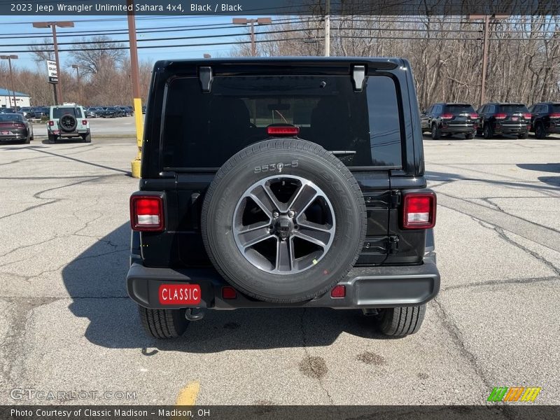 Black / Black 2023 Jeep Wrangler Unlimited Sahara 4x4