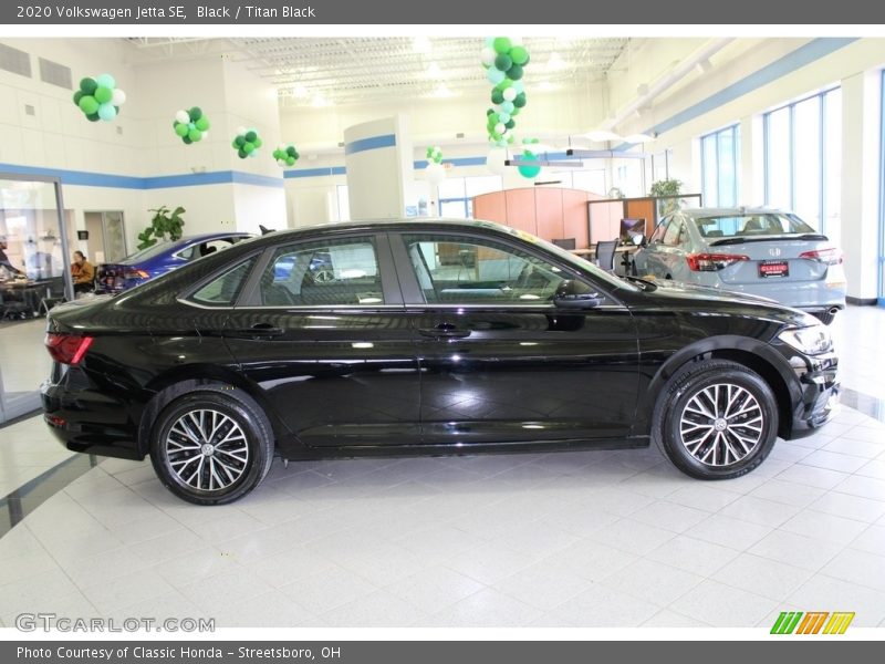 Black / Titan Black 2020 Volkswagen Jetta SE