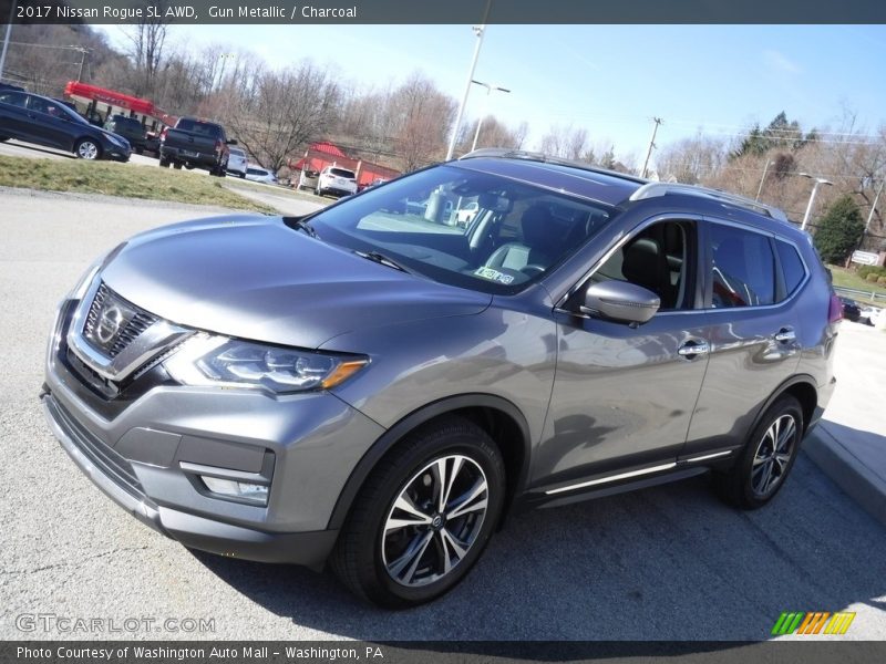 Gun Metallic / Charcoal 2017 Nissan Rogue SL AWD