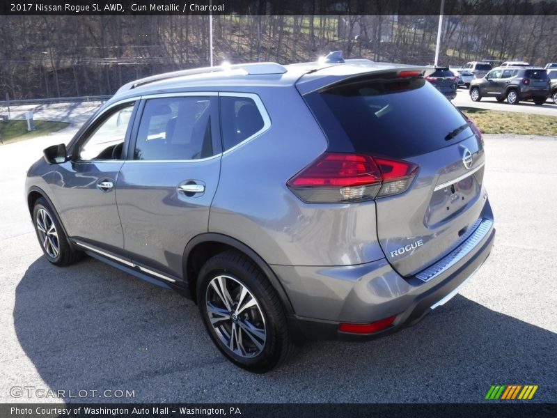 Gun Metallic / Charcoal 2017 Nissan Rogue SL AWD