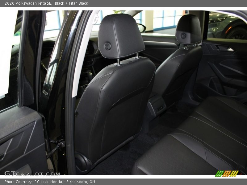 Black / Titan Black 2020 Volkswagen Jetta SE