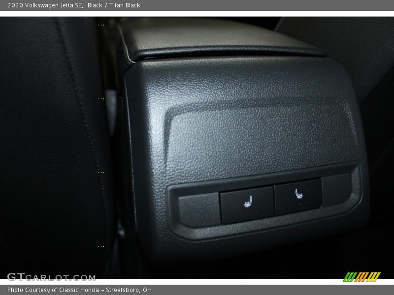 Black / Titan Black 2020 Volkswagen Jetta SE