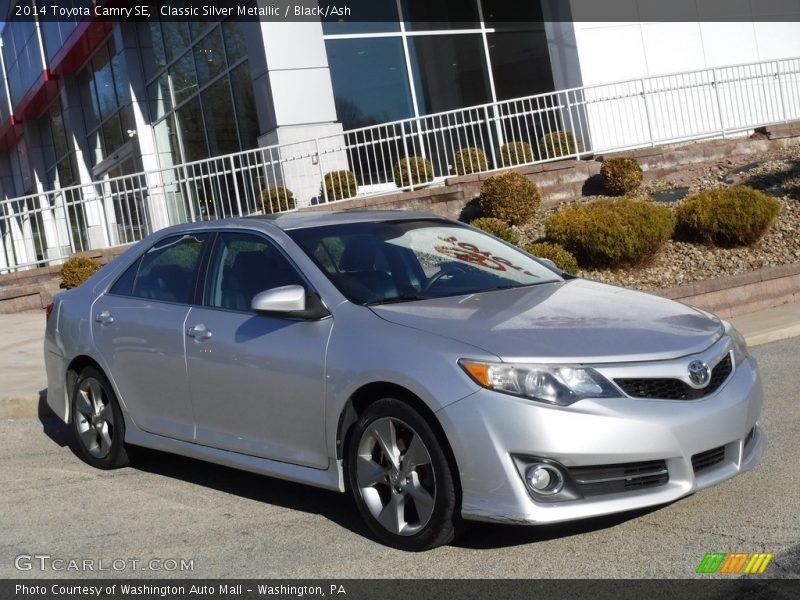 Classic Silver Metallic / Black/Ash 2014 Toyota Camry SE