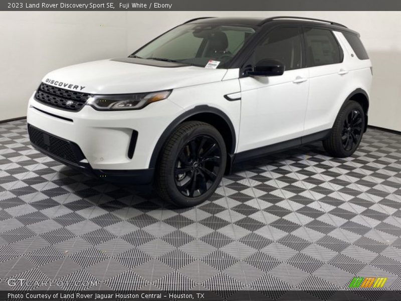  2023 Discovery Sport SE Fuji White