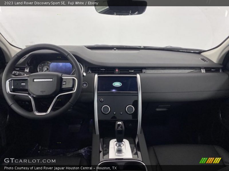 Dashboard of 2023 Discovery Sport SE