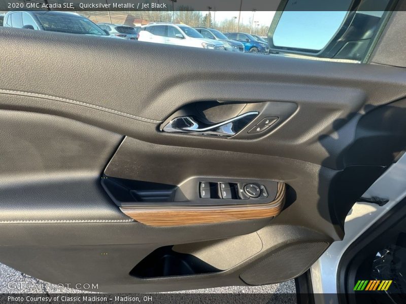 Quicksilver Metallic / Jet Black 2020 GMC Acadia SLE