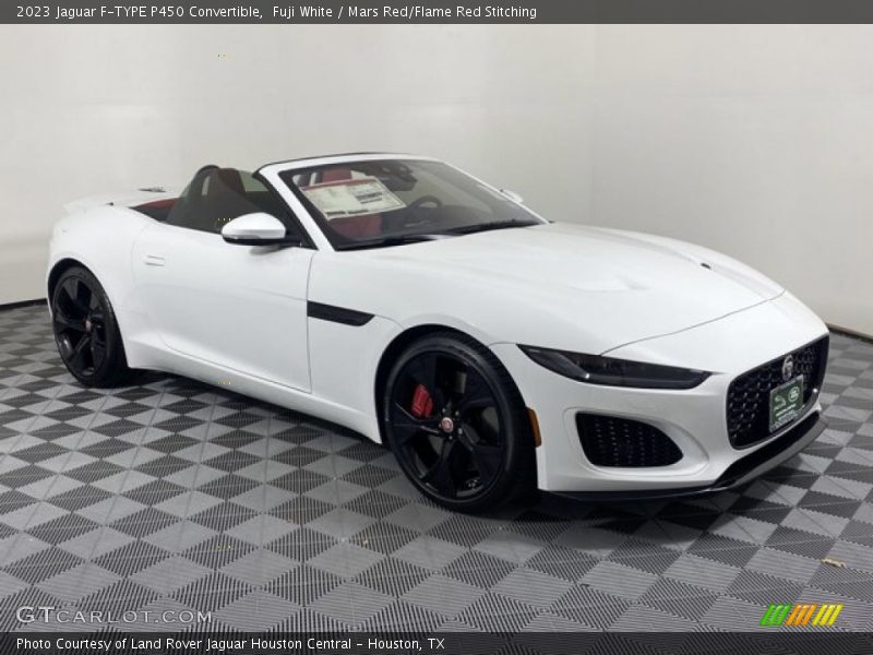 Front 3/4 View of 2023 F-TYPE P450 Convertible