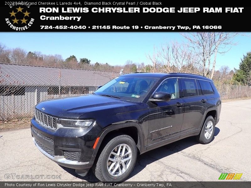 Diamond Black Crystal Pearl / Global Black 2023 Jeep Grand Cherokee L Laredo 4x4